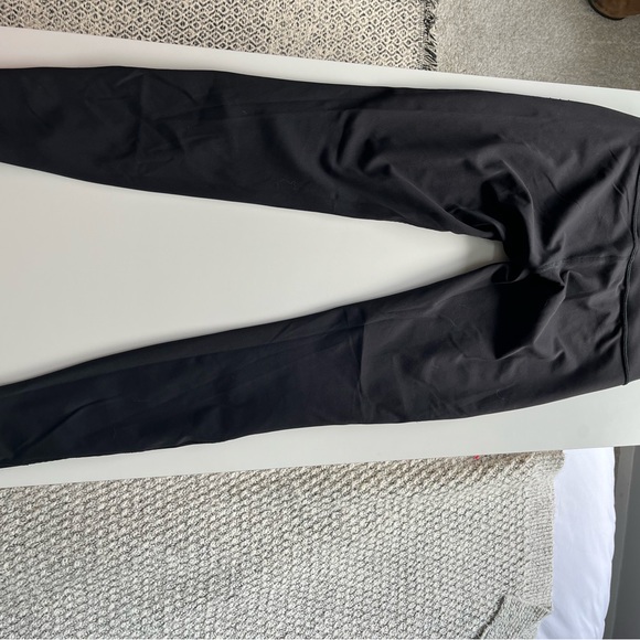 Lululemon Wunderunder Highrise Mix and Mesh Leggings - Picture 2 of 4